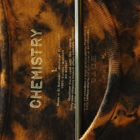 Chemistry t shirt - Picture 2 of 3